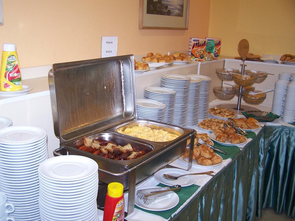 Hotel Bara Junior Budapest Nhà hàng bức ảnh