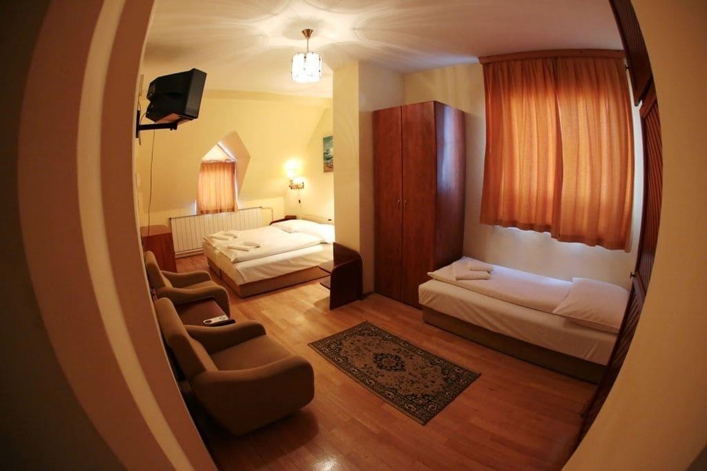 Hotel Bara Junior Budapest Ngoại thất bức ảnh