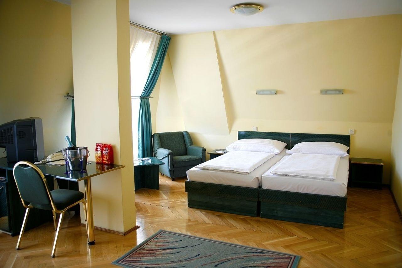 Hotel Bara Junior Budapest Ngoại thất bức ảnh