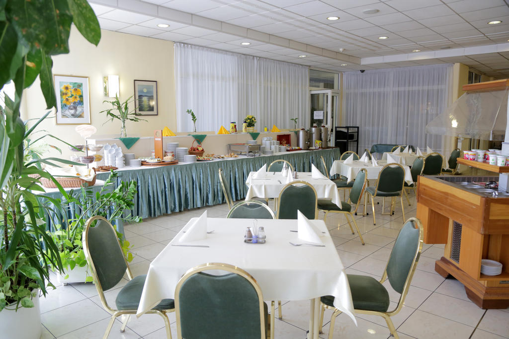 Hotel Bara Junior Budapest Ngoại thất bức ảnh